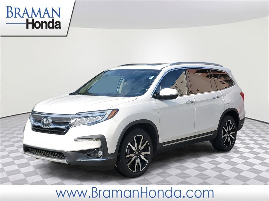 used 2022 Honda Pilot car, priced at $32,996