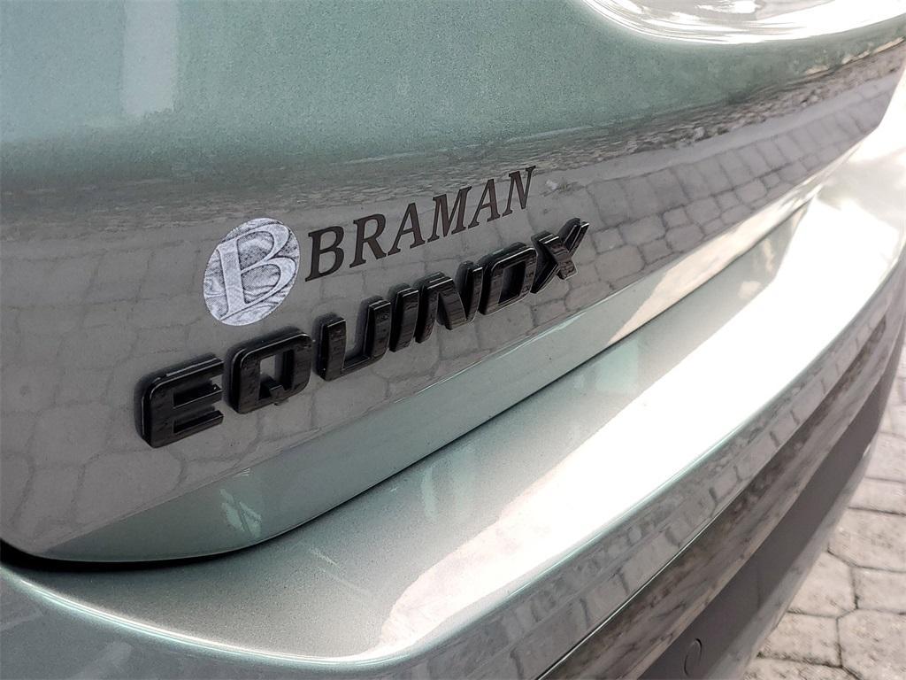 used 2023 Chevrolet Equinox car, priced at $22,894