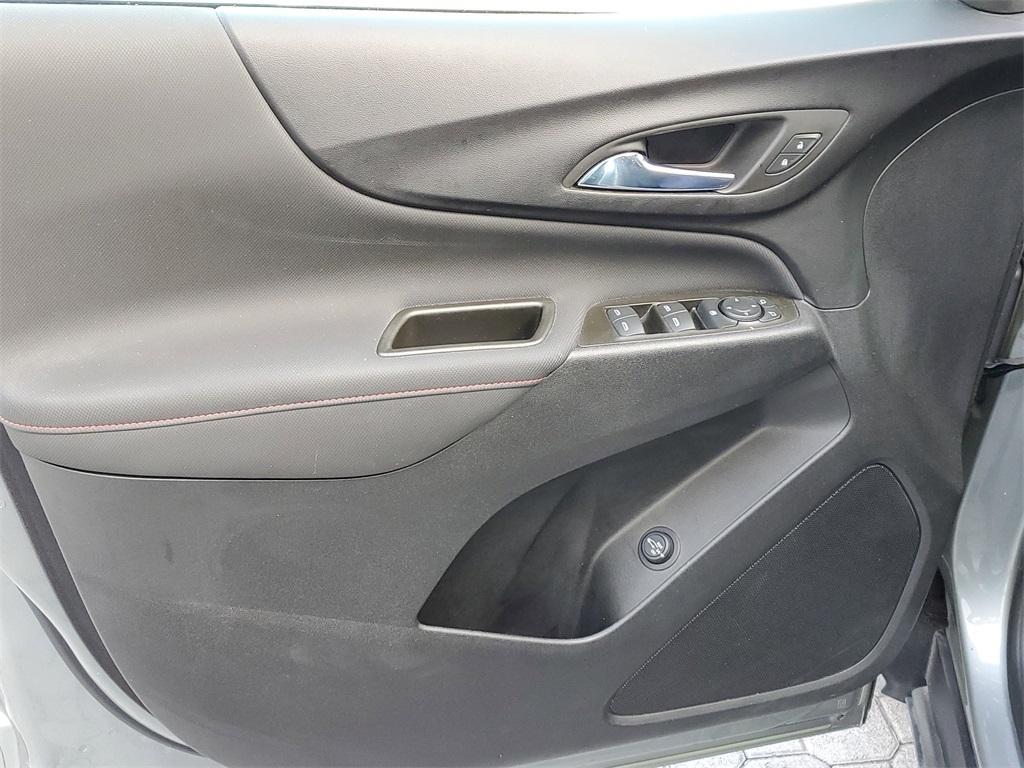 used 2023 Chevrolet Equinox car, priced at $22,894