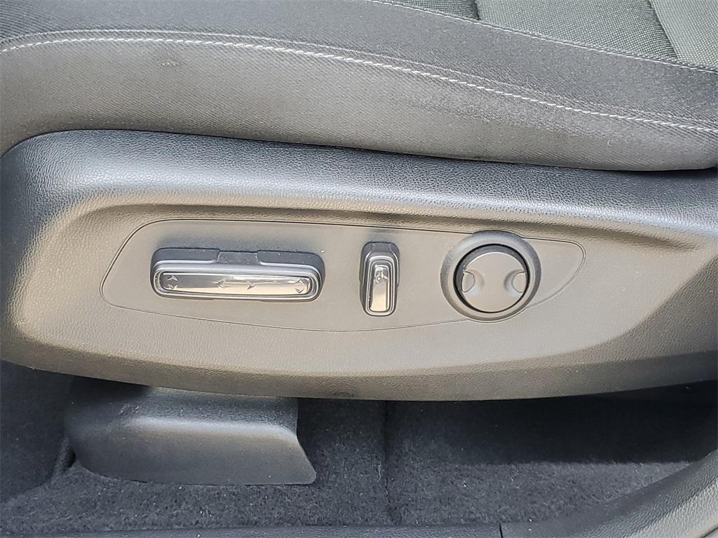 used 2023 Honda CR-V car, priced at $25,983