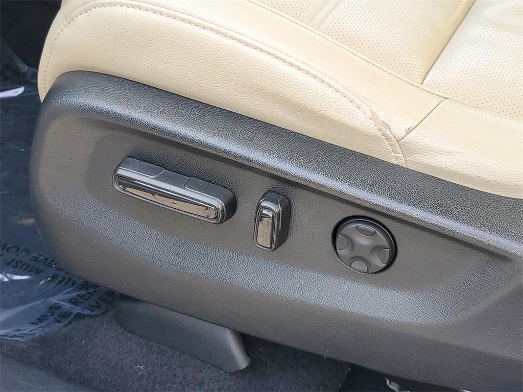 used 2019 Honda CR-V car, priced at $22,388