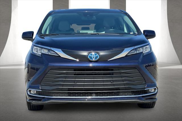 used 2023 Toyota Sienna car, priced at $42,491