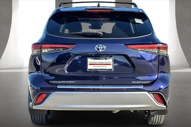 used 2022 Toyota Highlander car, priced at $41,994