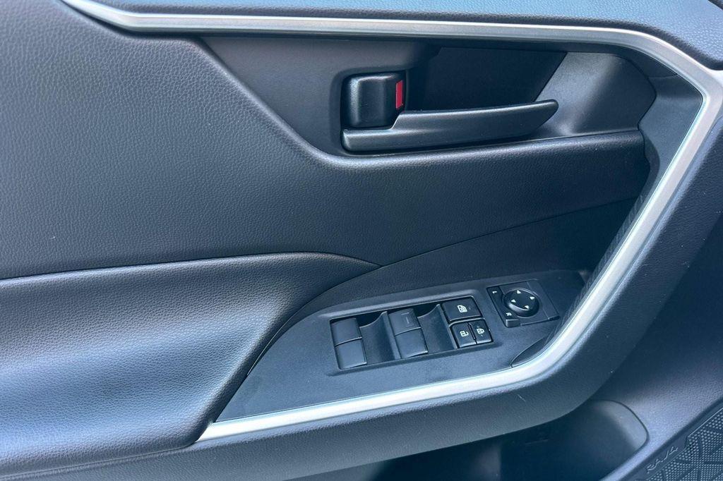 used 2021 Toyota RAV4 Hybrid car, priced at $22,994