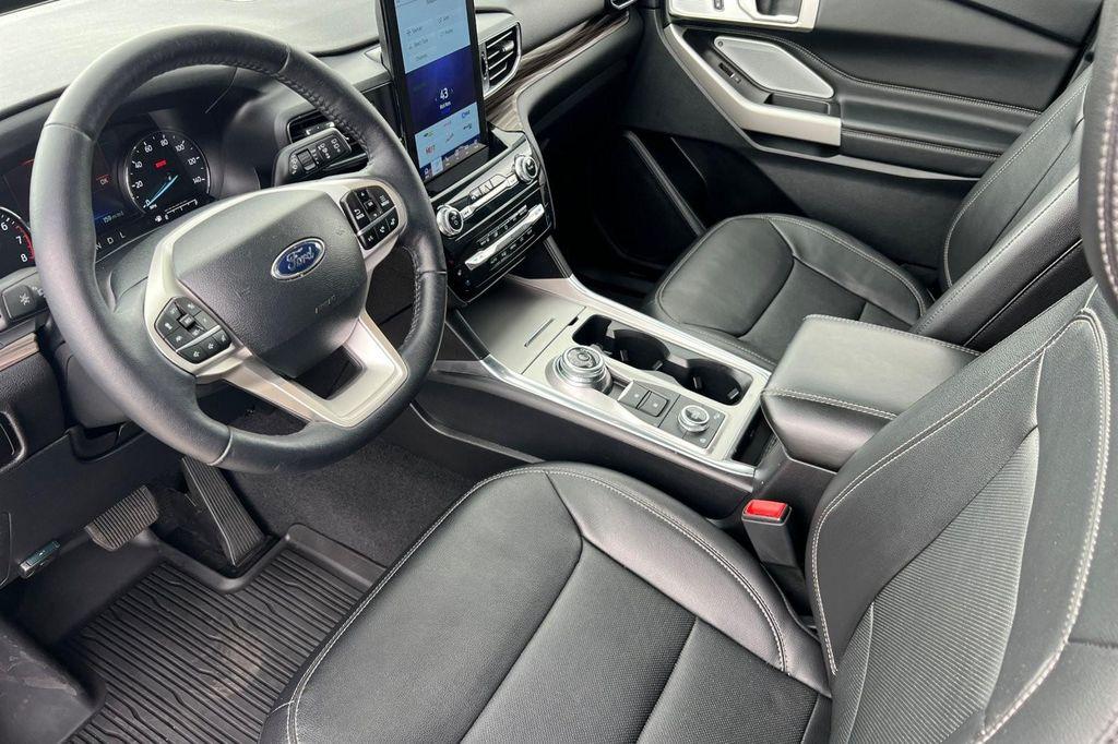 used 2023 Ford Explorer car, priced at $31,594