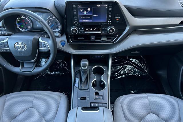 used 2022 Toyota Highlander Hybrid car, priced at $36,593