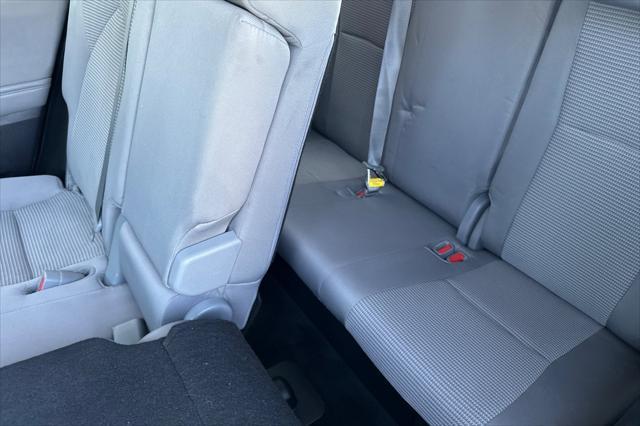 used 2022 Toyota Highlander Hybrid car, priced at $36,593