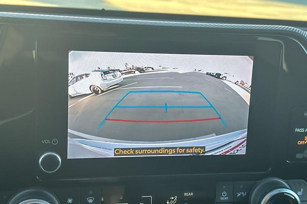 used 2023 Toyota Highlander car, priced at $35,994