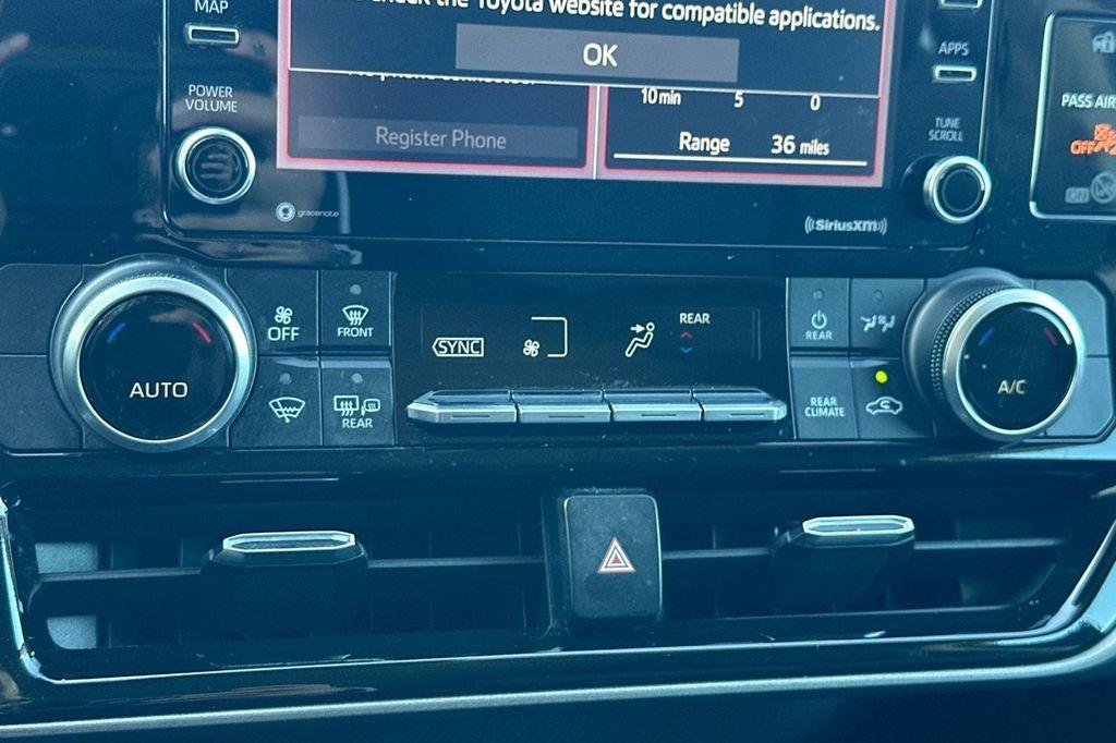 used 2021 Toyota Highlander car, priced at $24,894