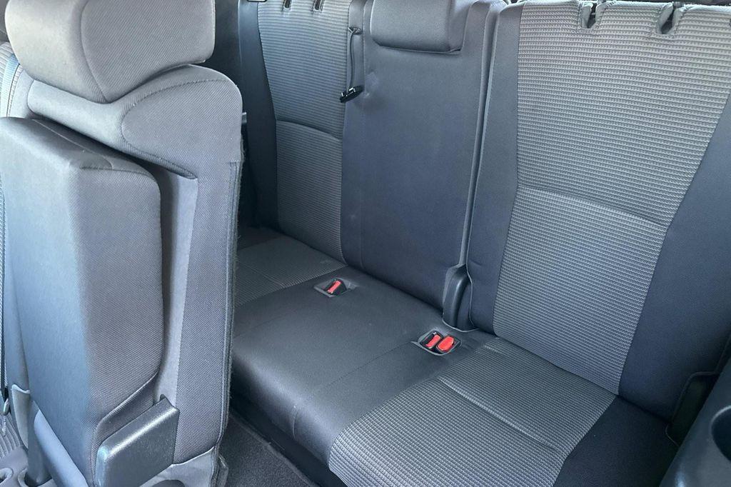 used 2021 Toyota Highlander car, priced at $24,894