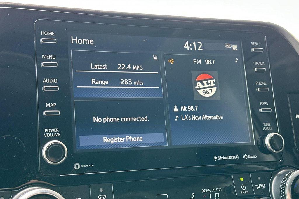 used 2022 Toyota Highlander car, priced at $31,494