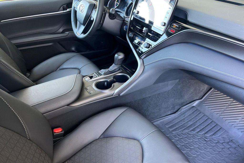 used 2024 Toyota Camry Hybrid car, priced at $33,994
