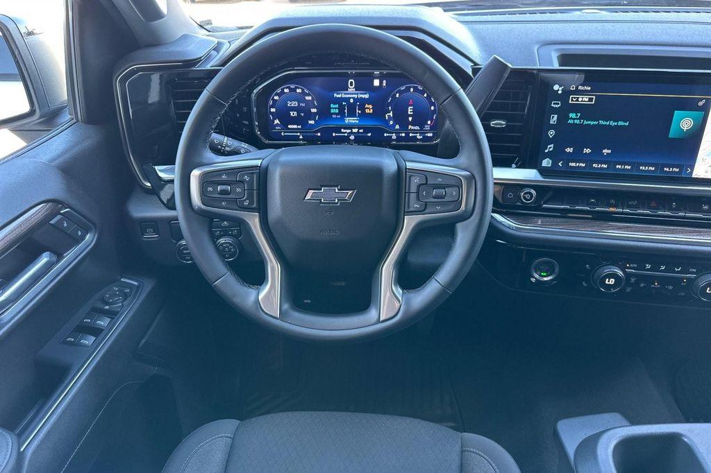 used 2023 Chevrolet Silverado 1500 car, priced at $37,994