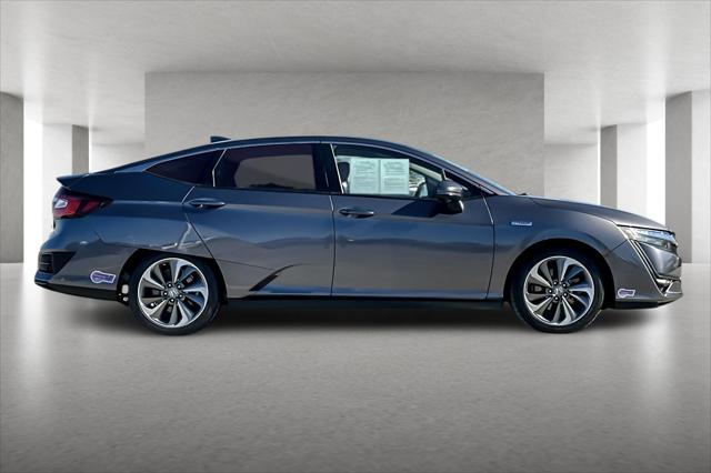 used 2018 Honda Clarity Plug-In Hybrid car, priced at $15,994