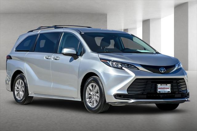 used 2022 Toyota Sienna car, priced at $35,992