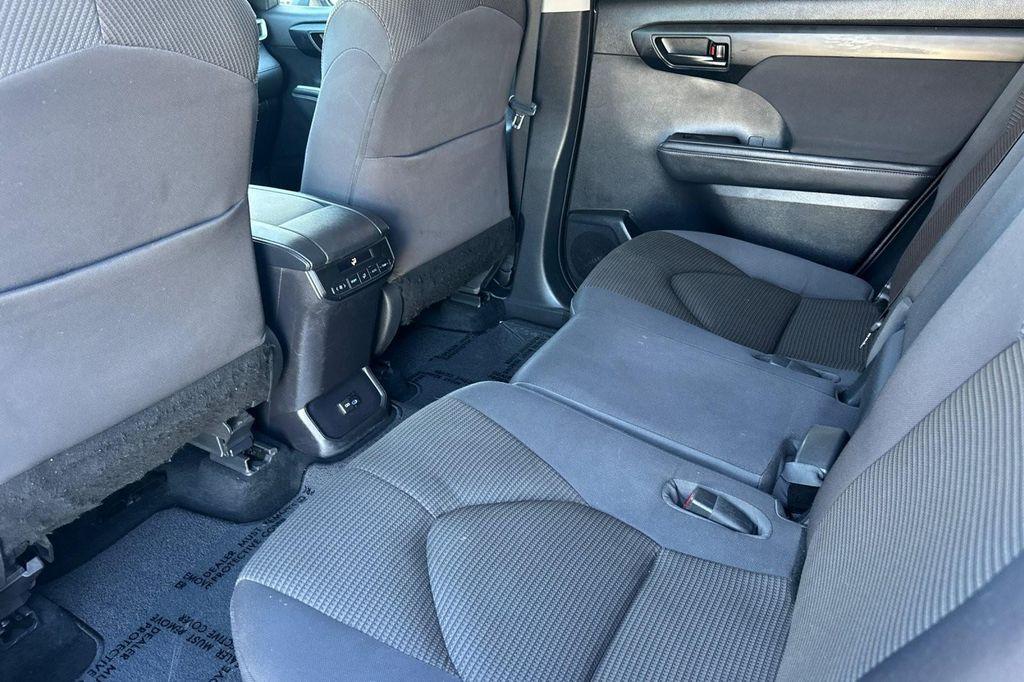 used 2022 Toyota Highlander car, priced at $29,993