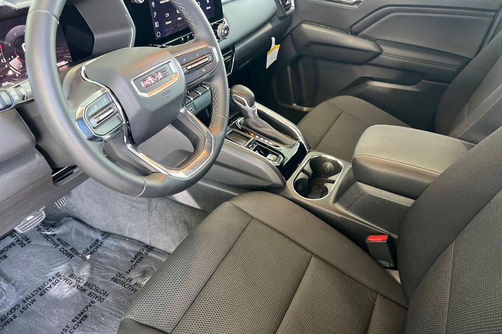 used 2023 GMC Canyon car, priced at $35,394