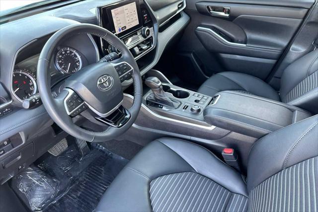 used 2024 Toyota Highlander car, priced at $38,991