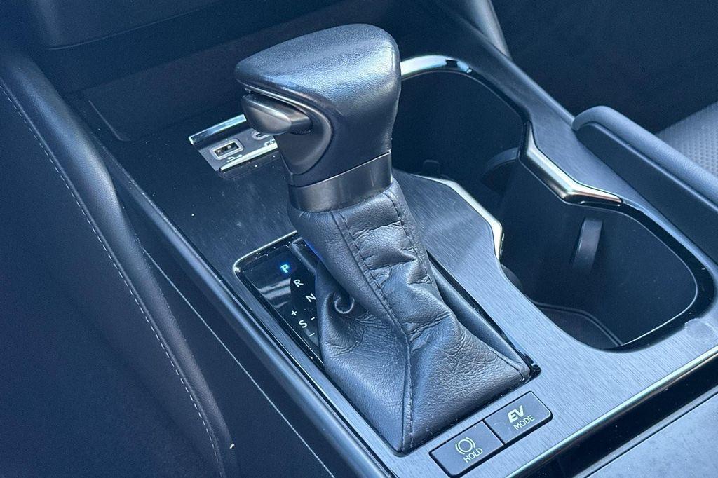 used 2023 Lexus ES 300h car, priced at $35,992