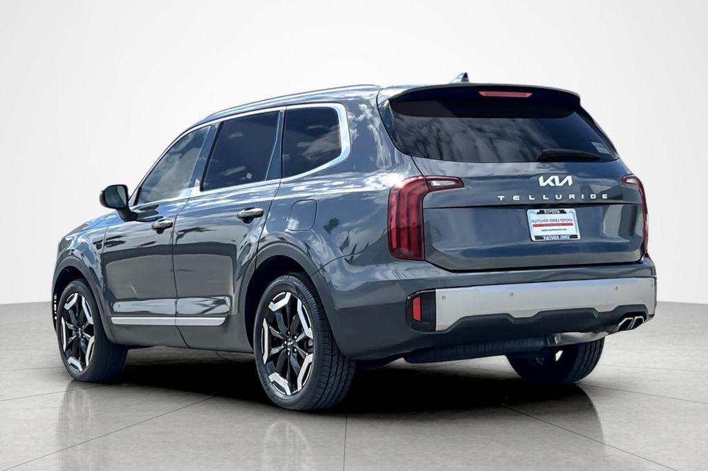 used 2023 Kia Telluride car, priced at $33,494
