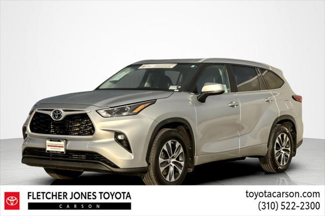 used 2023 Toyota Highlander car, priced at $37,494