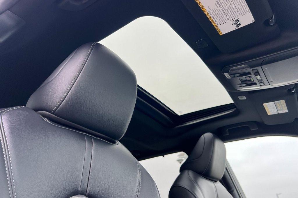 used 2024 Toyota Highlander car, priced at $37,993