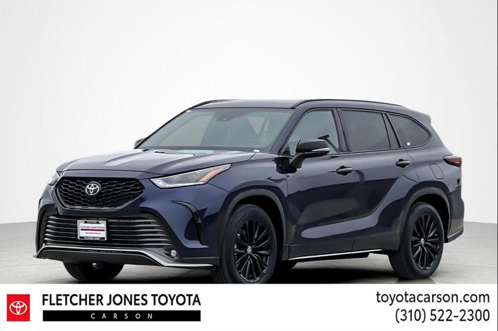 used 2024 Toyota Highlander car, priced at $37,993