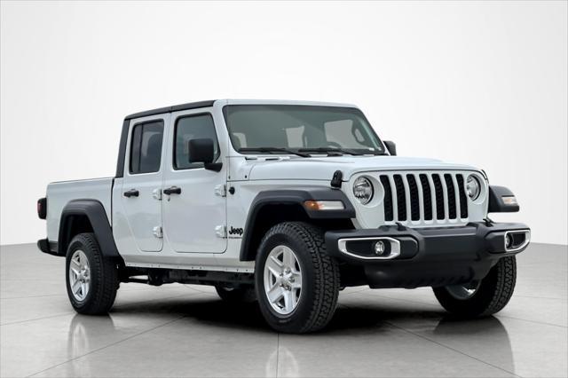 used 2023 Jeep Gladiator car, priced at $30,494