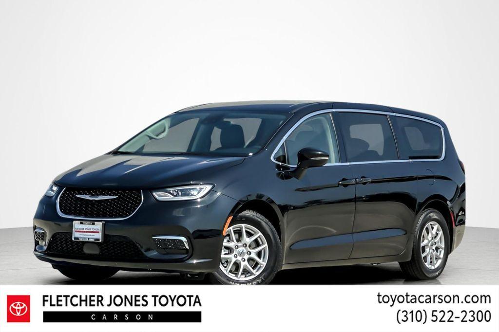used 2023 Chrysler Pacifica car, priced at $22,794
