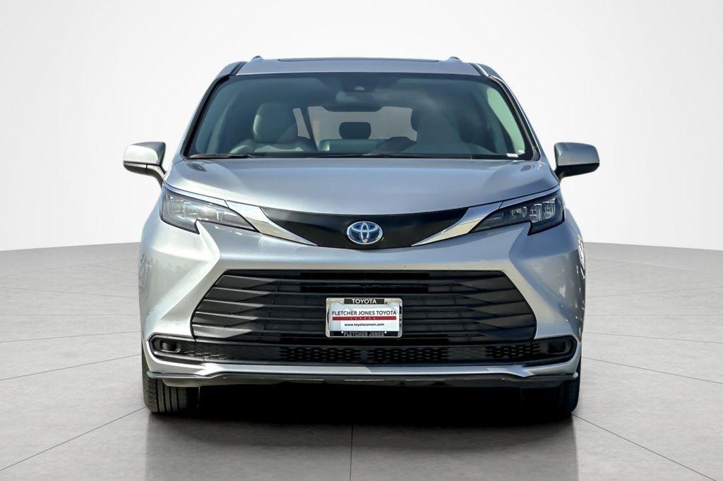 used 2024 Toyota Sienna car, priced at $39,994
