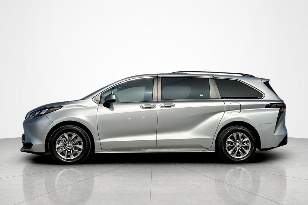 used 2024 Toyota Sienna car, priced at $39,994