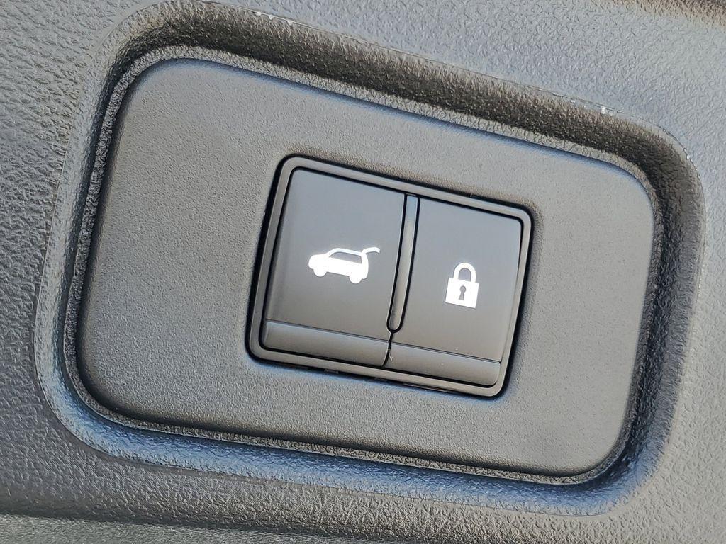 new 2025 Nissan Pathfinder car, priced at $42,098