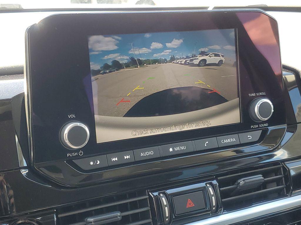 new 2025 Nissan Pathfinder car, priced at $42,098