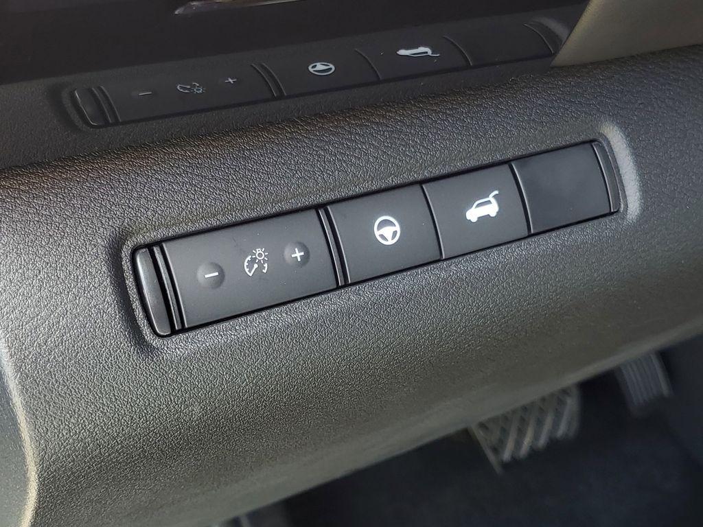 new 2025 Nissan Pathfinder car, priced at $42,098