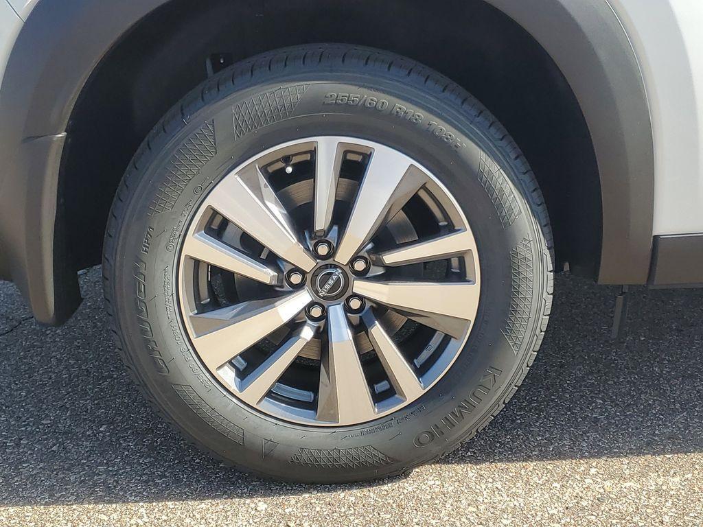 new 2025 Nissan Pathfinder car, priced at $44,965