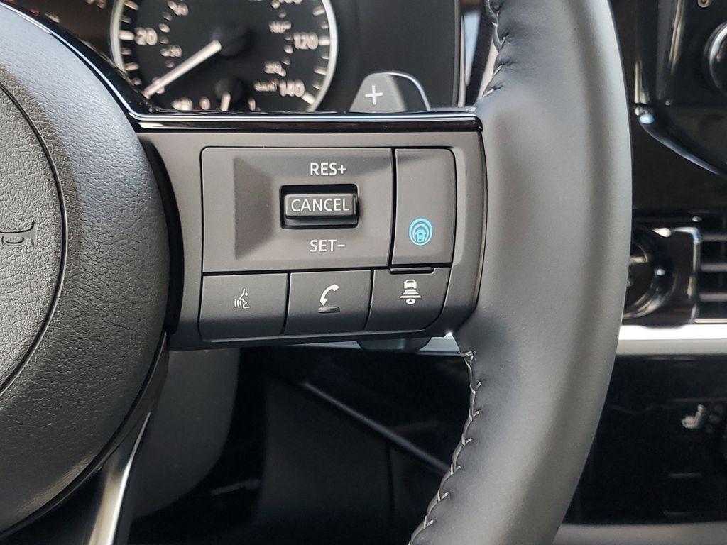 new 2025 Nissan Pathfinder car, priced at $44,965