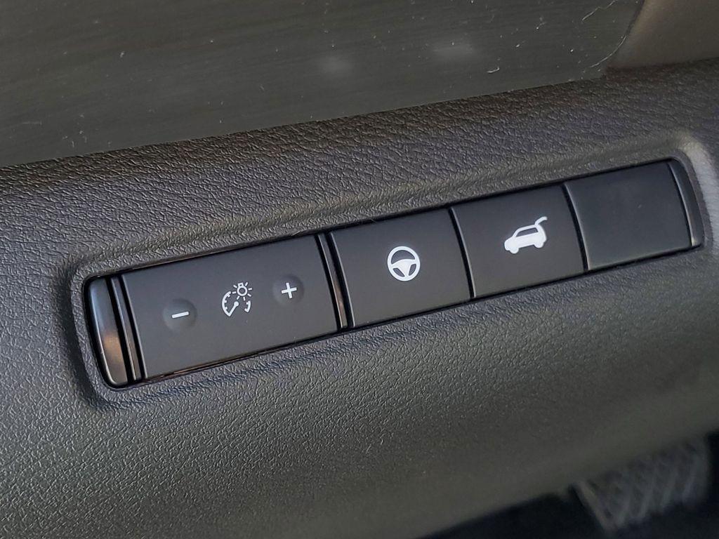 new 2025 Nissan Pathfinder car, priced at $44,965