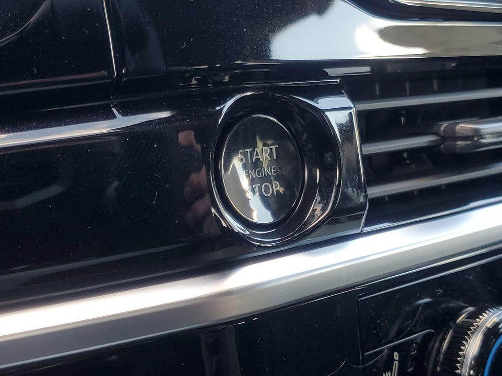 new 2025 Nissan Pathfinder car, priced at $44,965