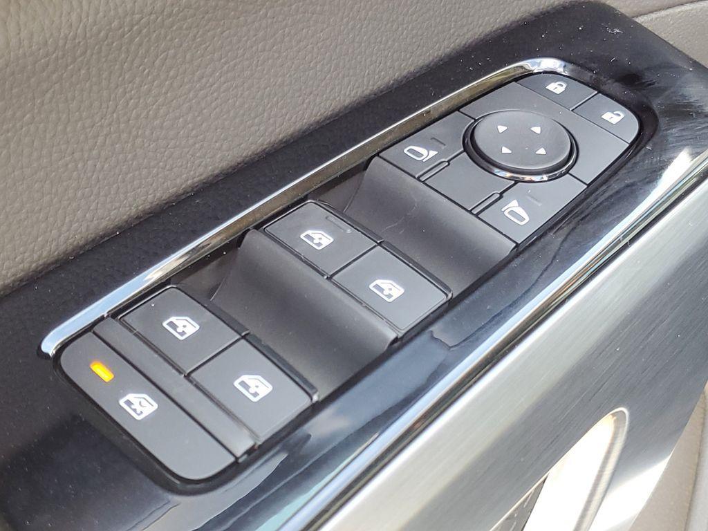 new 2025 Nissan Pathfinder car, priced at $44,965