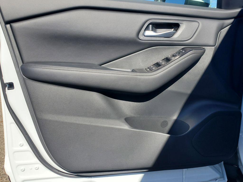 new 2026 Nissan Rogue car, priced at $33,282