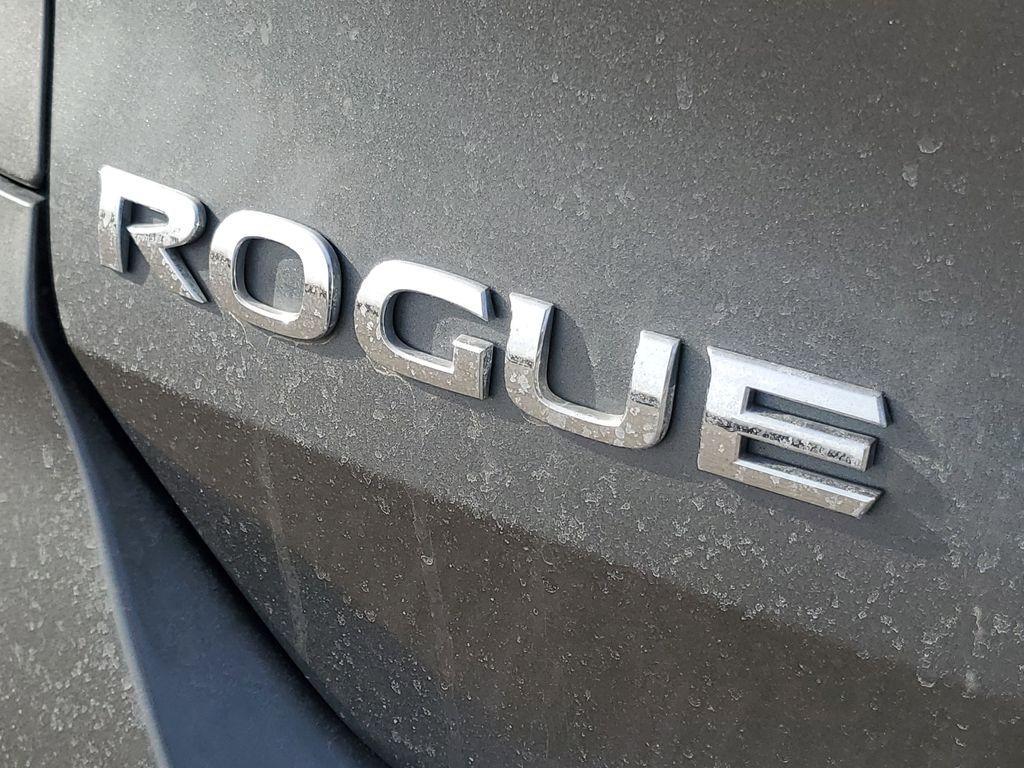 used 2020 Nissan Rogue car, priced at $15,600