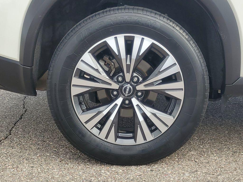 used 2023 Nissan Rogue car, priced at $20,100