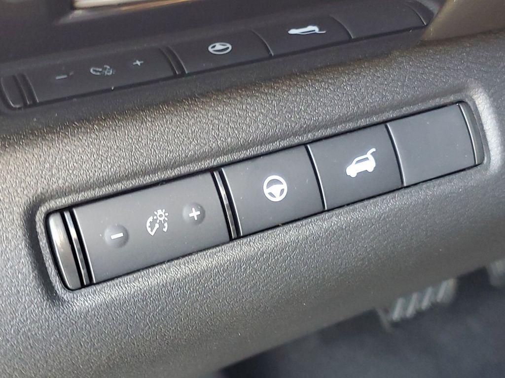 new 2025 Nissan Pathfinder car, priced at $41,876