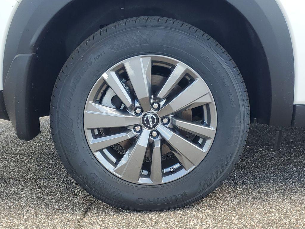 new 2025 Nissan Pathfinder car, priced at $41,876