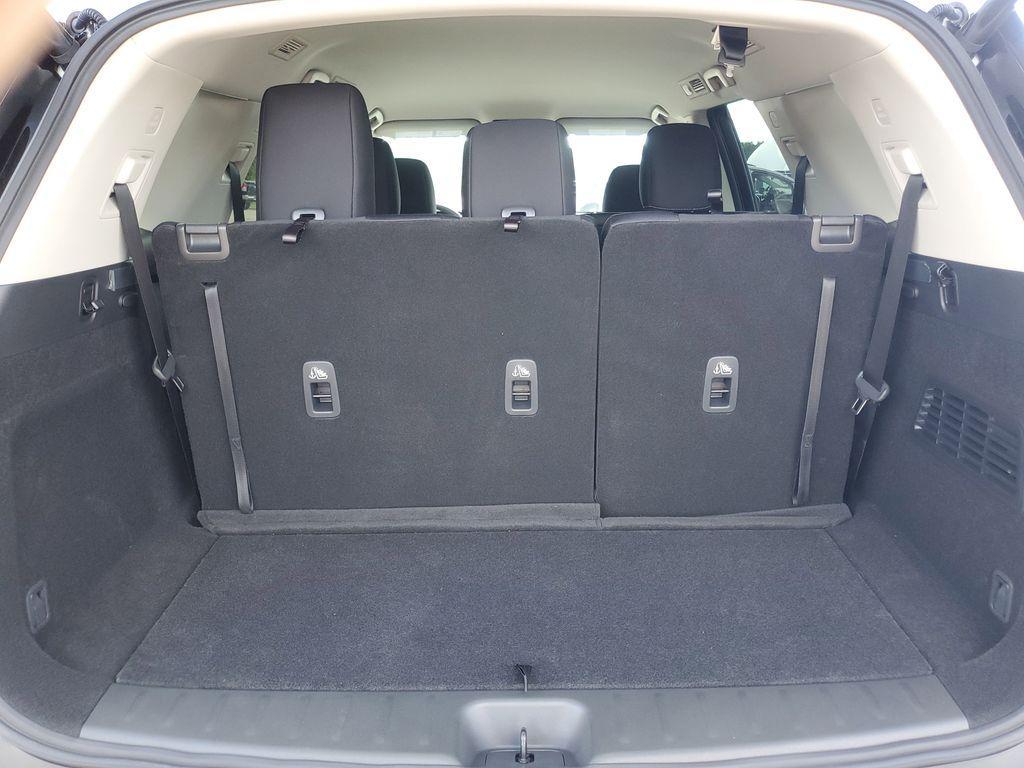 new 2025 Nissan Pathfinder car, priced at $41,876