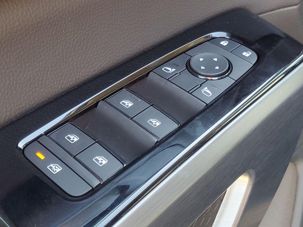 new 2025 Nissan Pathfinder car, priced at $44,155