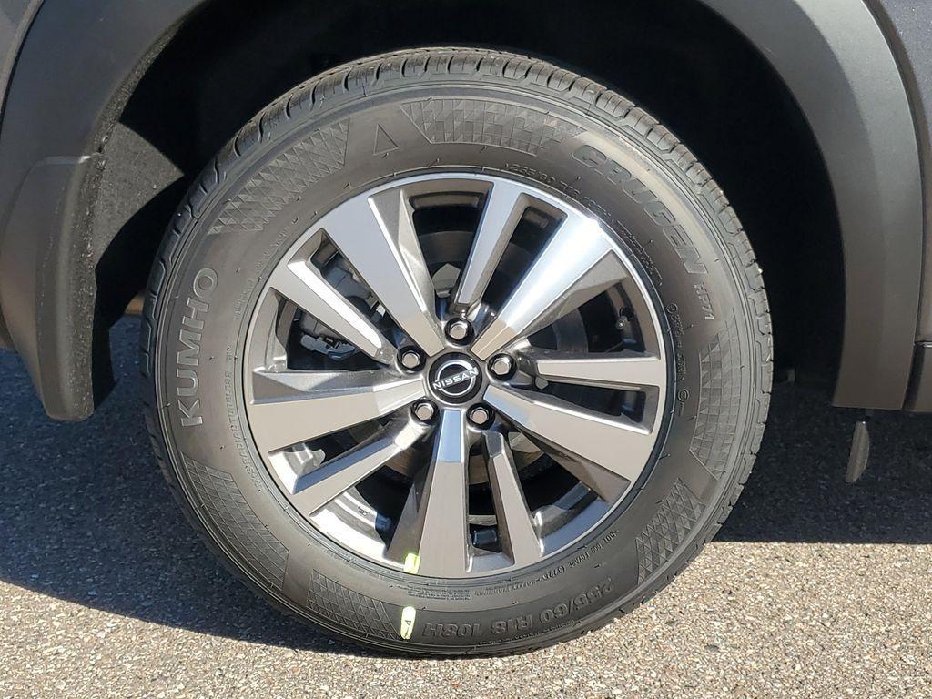 new 2025 Nissan Pathfinder car, priced at $44,155