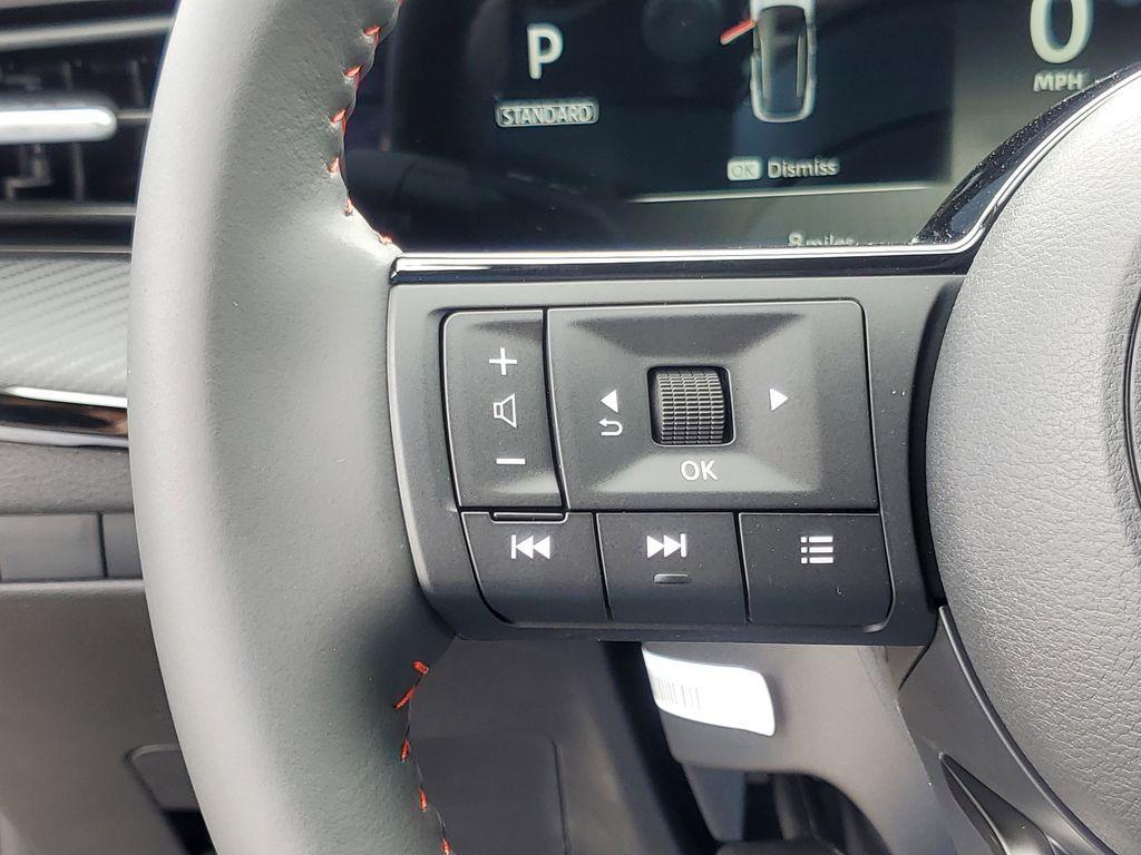 new 2025 Nissan Kicks car, priced at $27,882