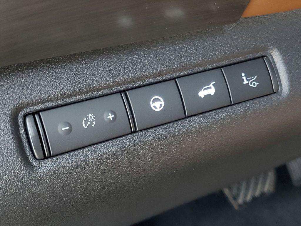 new 2025 Nissan Pathfinder car, priced at $51,645