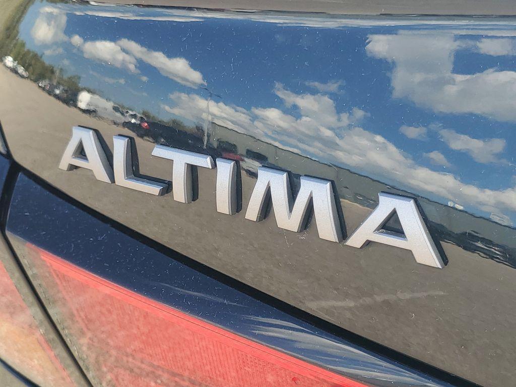 used 2023 Nissan Altima car, priced at $19,000